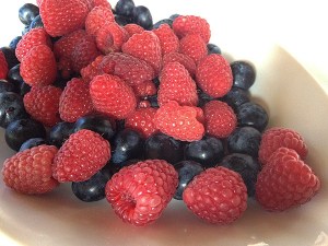 Postre de frutos del bosque