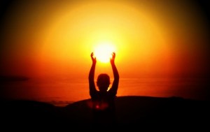 Sujetando el sol para que no anochezca