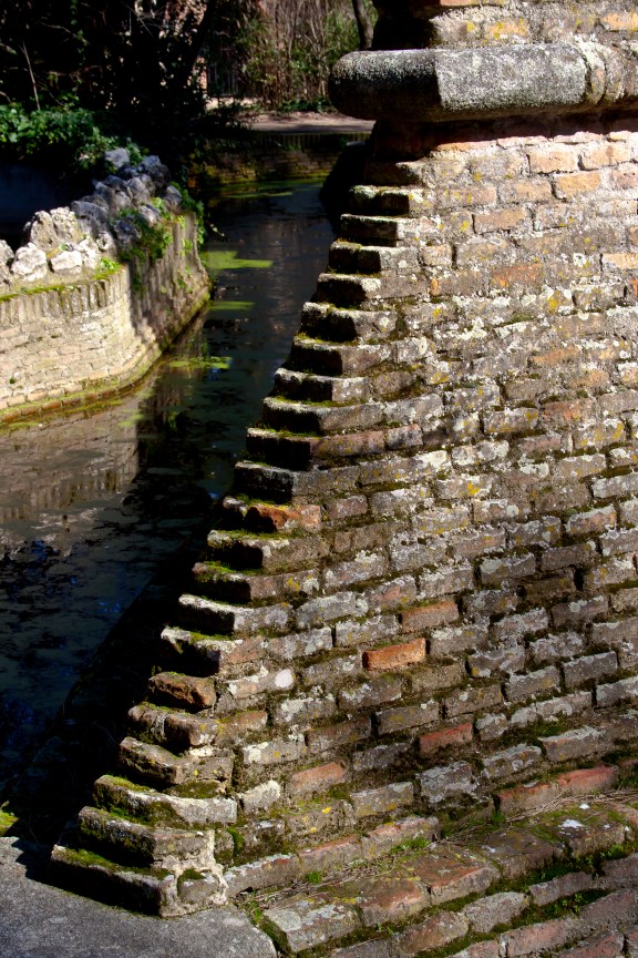 ¿Esquina o escalera?